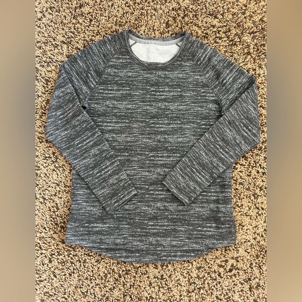 Kirkland women’s sweatshirt. Size Small.  Pullover.  Long sleeve.